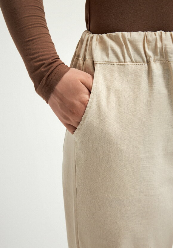 Брюки зауженные с контрастной отделкой шир.  580, рис. 24