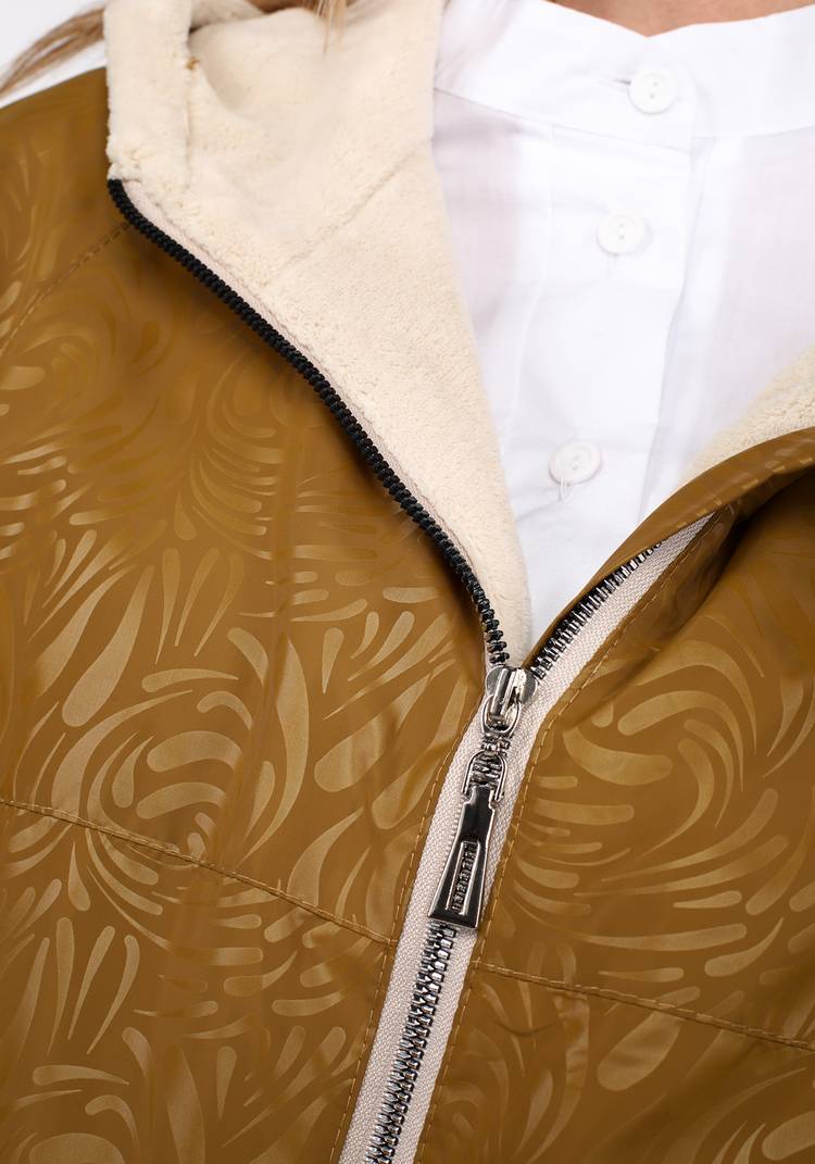 Куртка с капюшоном на подкладке из эко-меха шир.  750, рис. 12