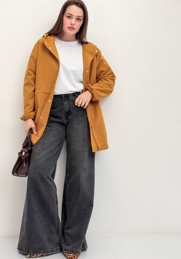 Ветровка с капюшоном и талии на кулиске шир.  750, рис. 15