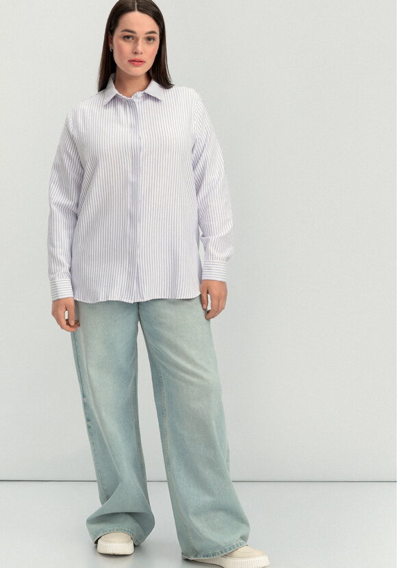 Рубашка прямая на пуговицах шир.  580, рис. 16