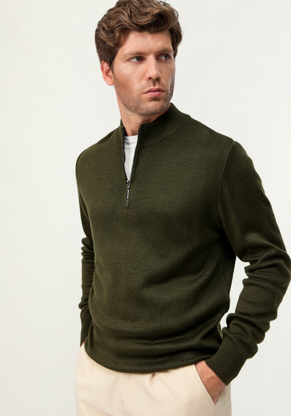 Свитер с воротником стойкой на молнии шир.  580, рис. 8