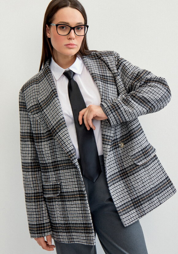 Рубашка прямая на пуговицах шир.  580, рис. 10