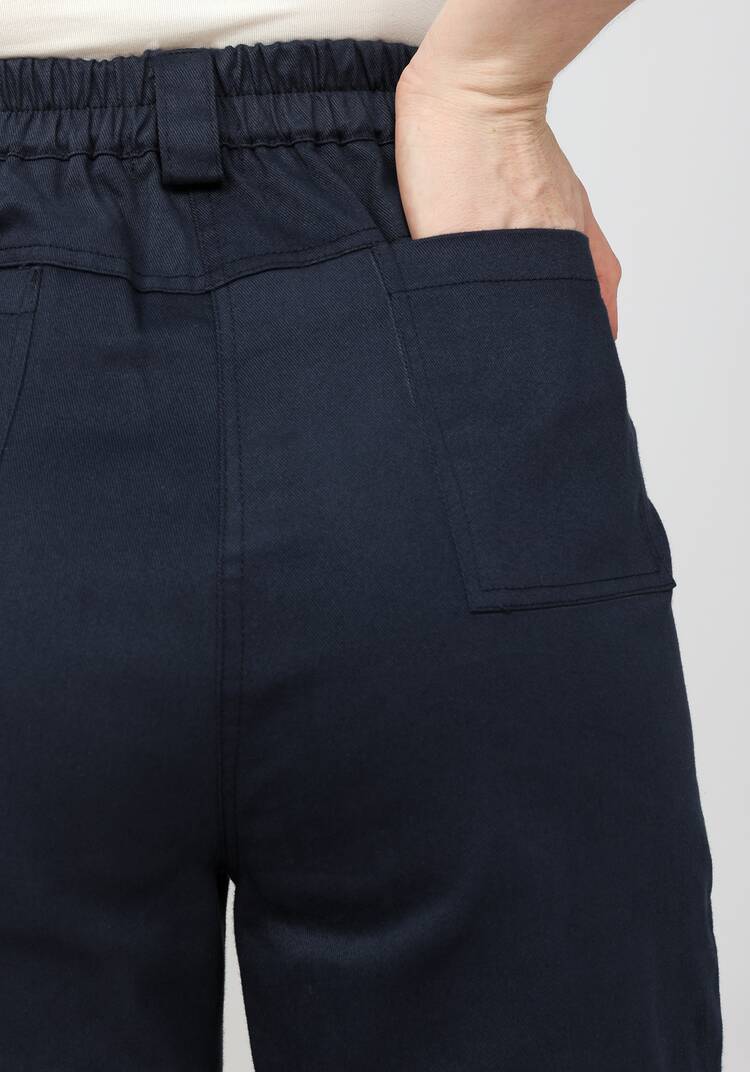 Брюки прямые с рельефами и отстрочками шир.  750, рис. 6