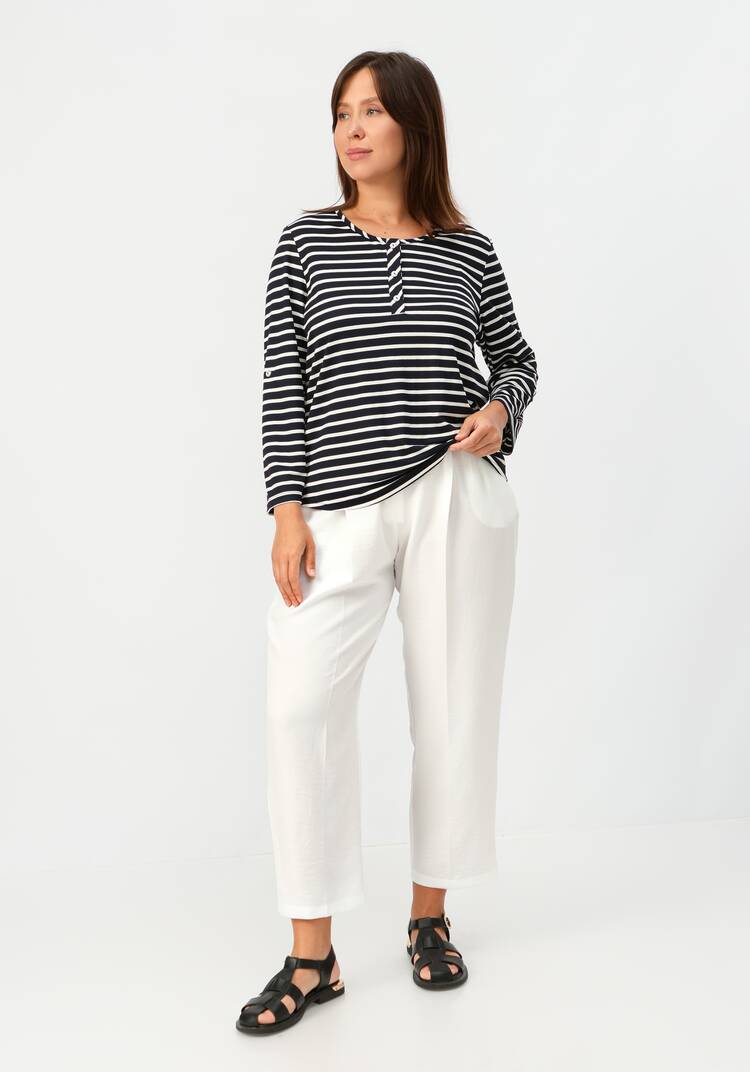 Лонгслив в полоску с патами на рукавах шир.  750, рис. 11