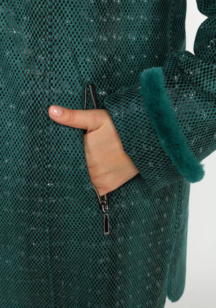 Дубленка с карманами на молнии шир.  750, рис. 18