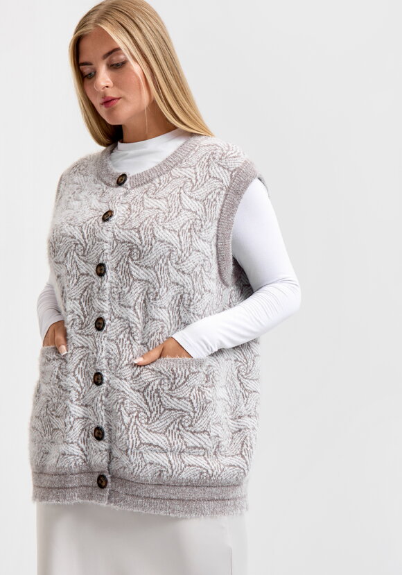 Жилет Мирелла шир.  580, рис. 7