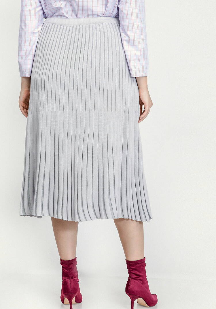 Юбка фактурная в вертикальную полоску шир.  750, рис. 21