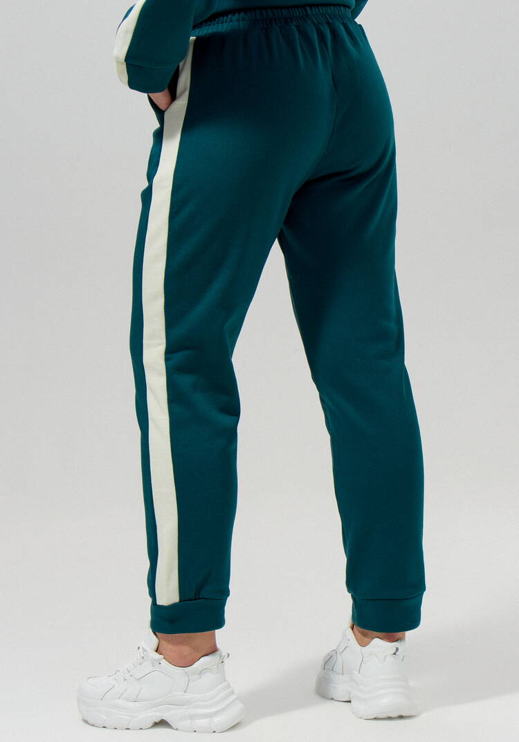 Костюм спортивный с комбинированной вставкой шир.  750, рис. 18