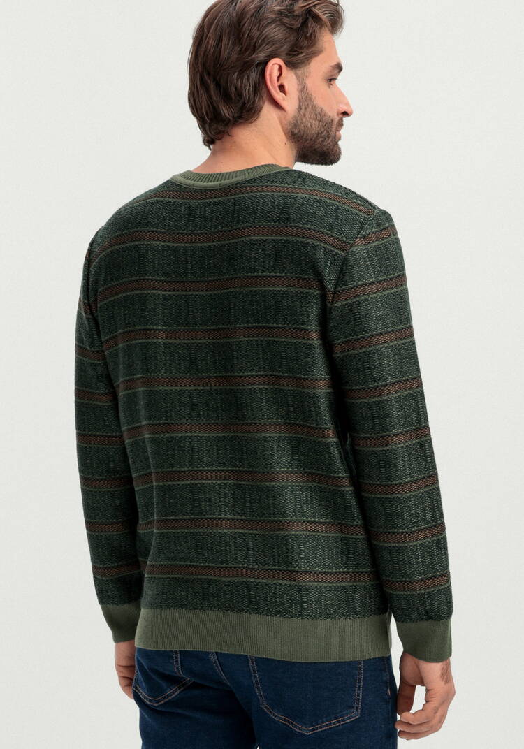 Джемпер в полоску с контрастными манжетами шир.  750, рис. 30