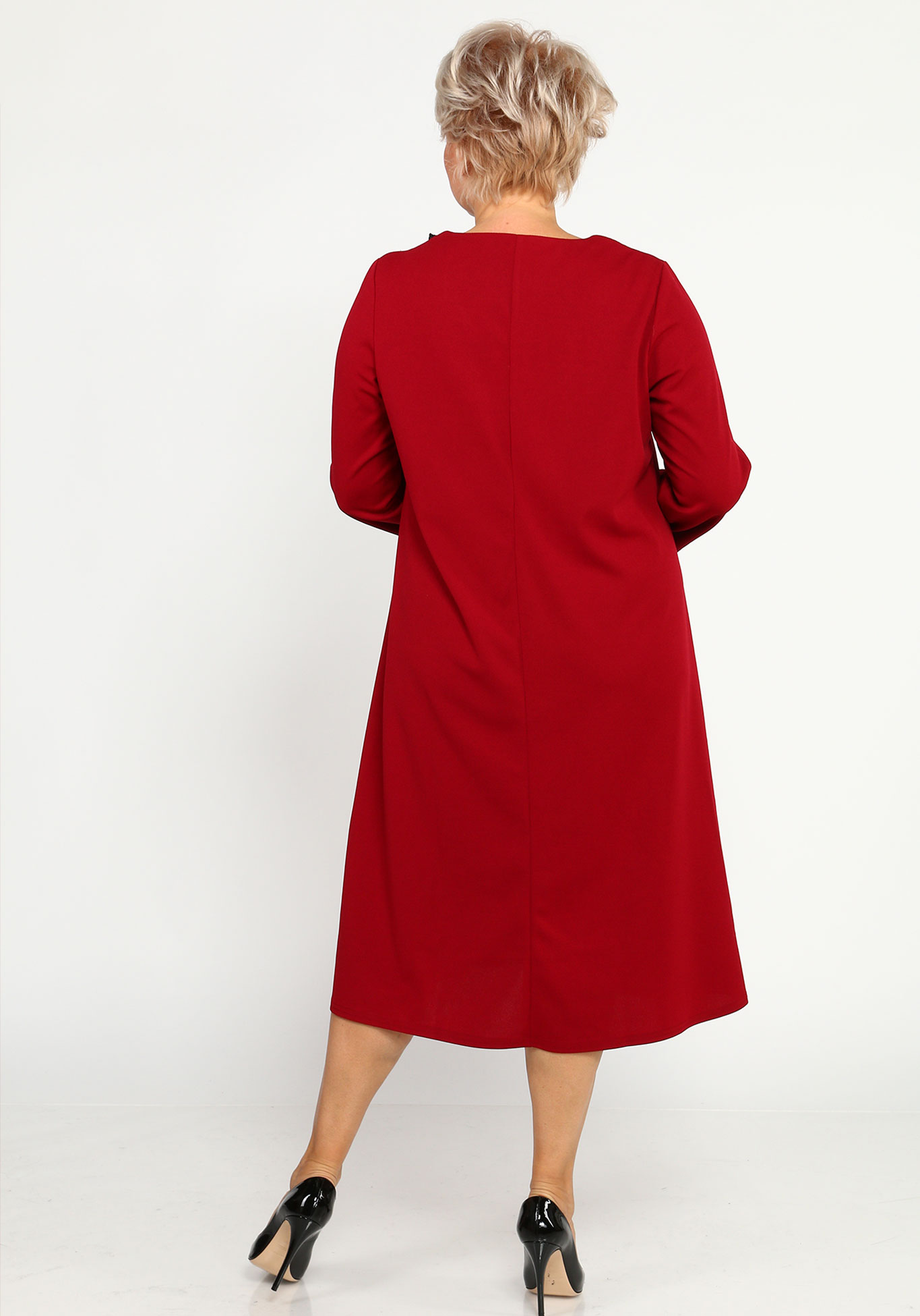 Платье свободное с аппликацией Bianka Modeno, размер 48, цвет красный - фото 3