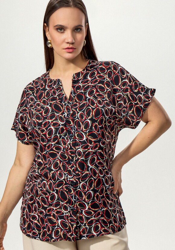 Блуза удлиненная с вырезом шир.  580, рис. 8