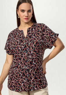 Блуза удлиненная с вырезом