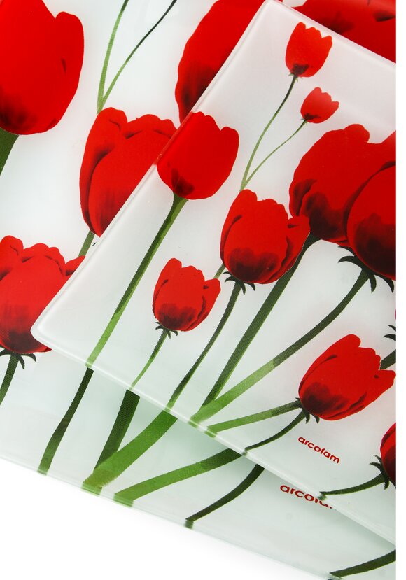 Набор из 6 тарелок и 1 блюда шир.  580, рис. 38