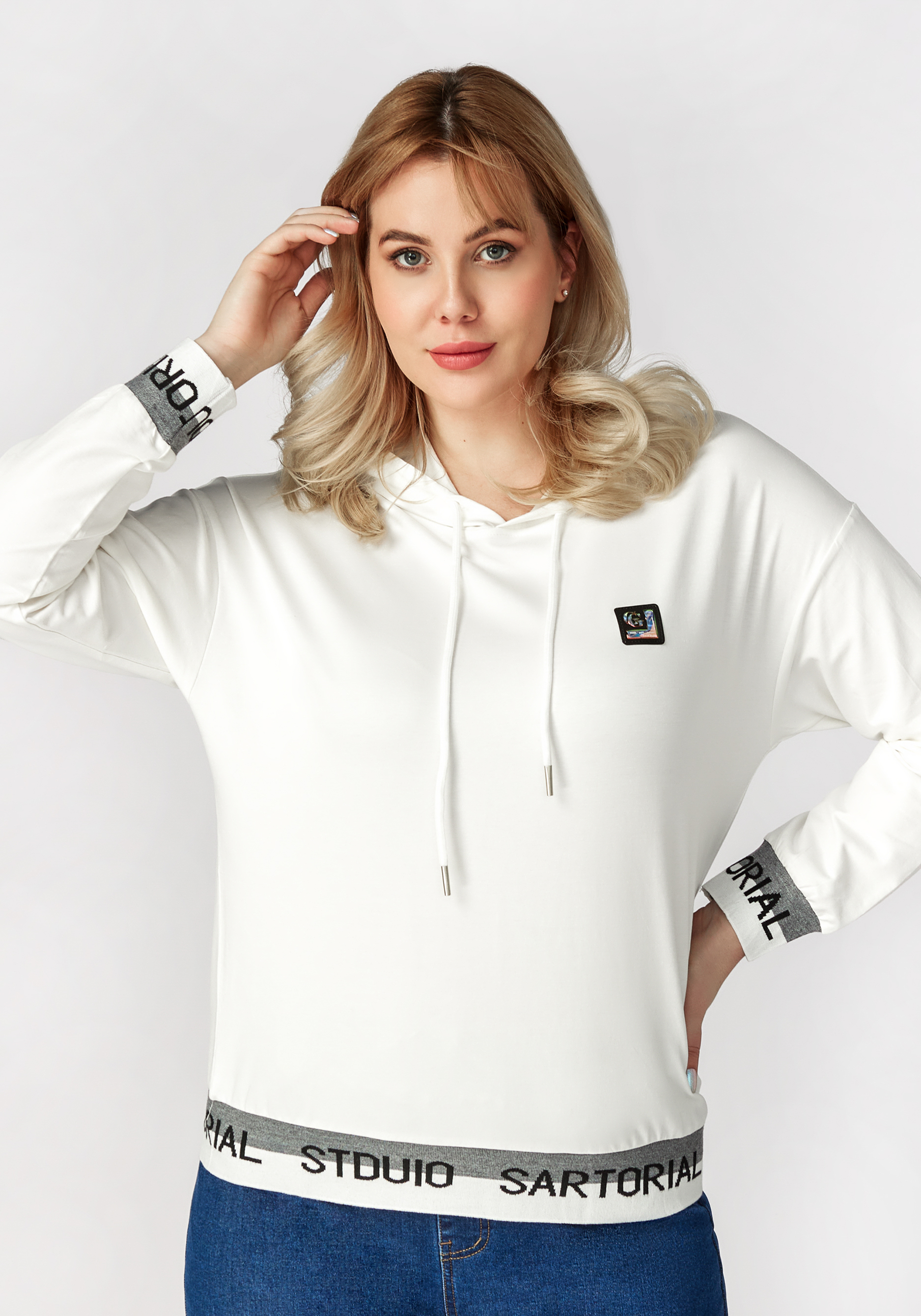 

Свитшот с капюшоном "Станислава", Черный