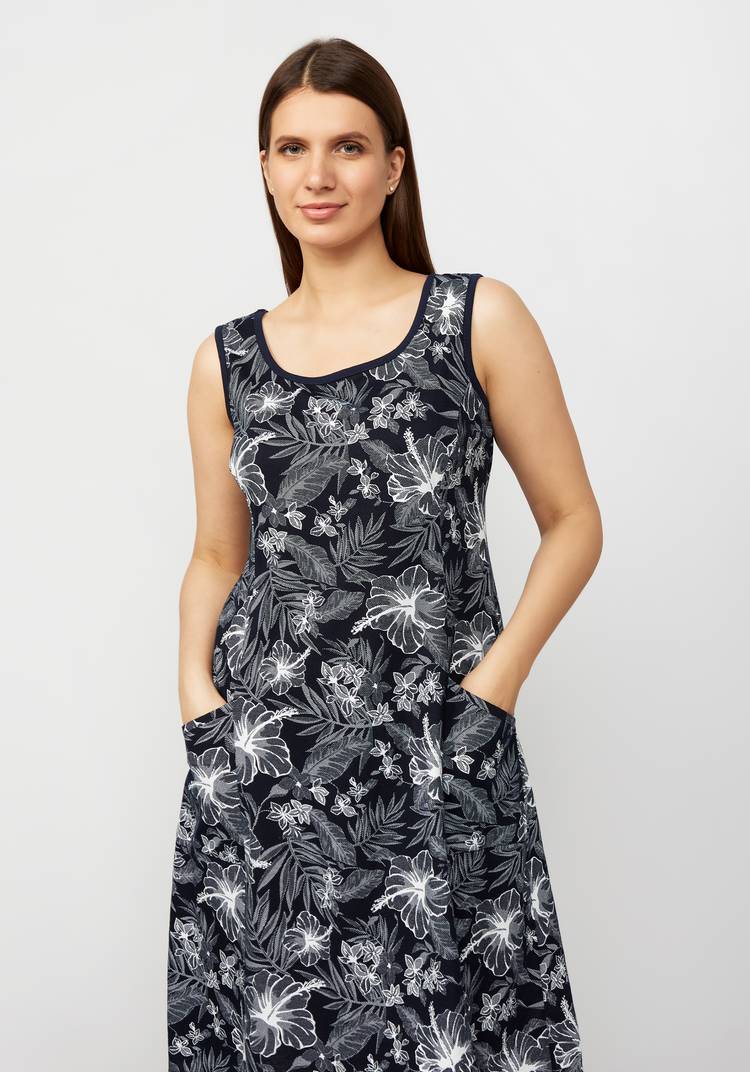 Платье-сарафан с рельефами Хелен шир.  750, рис. 12