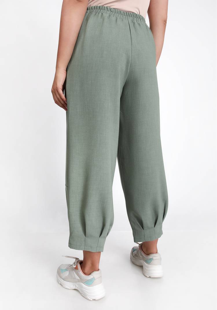 Брюки с защипами по низу шир.  750, рис. 10