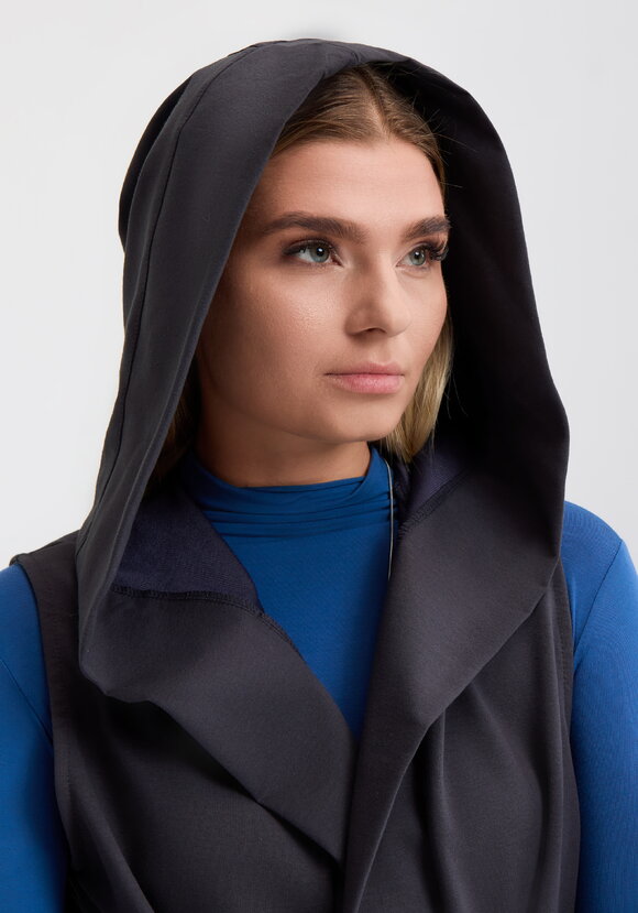 Жилeт Алия шир.  580, рис. 12