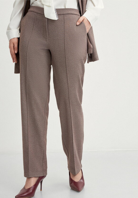 Брюки прямые трикотажныe шир.  580, рис. 9