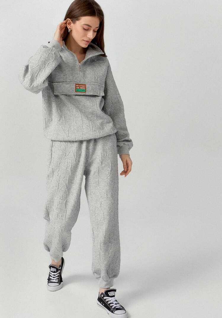 Костюм свитшот и брюки джоггеры шир.  750, рис. 18