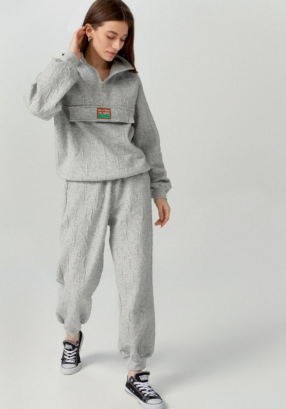 Костюм свитшот и брюки джоггеры шир.  580, рис. 18