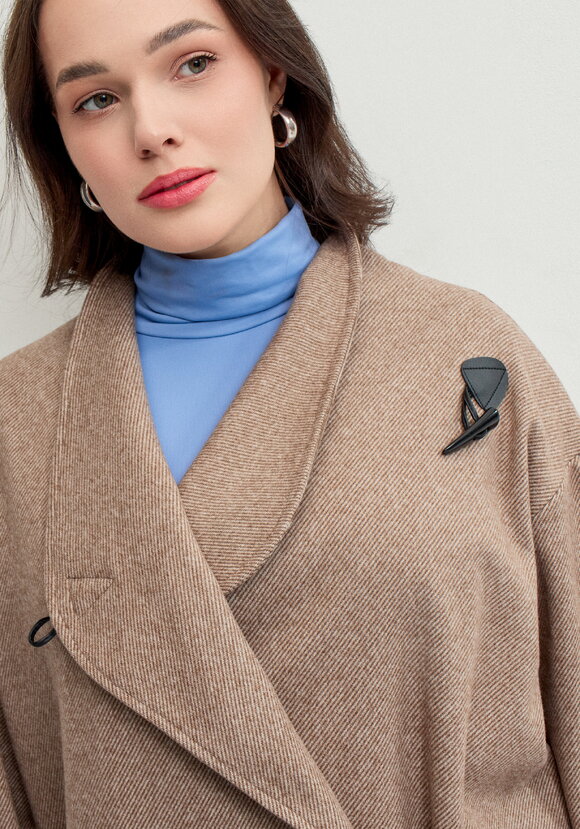 Пиджак с асимметричной застёжкой шир.  580, рис. 13