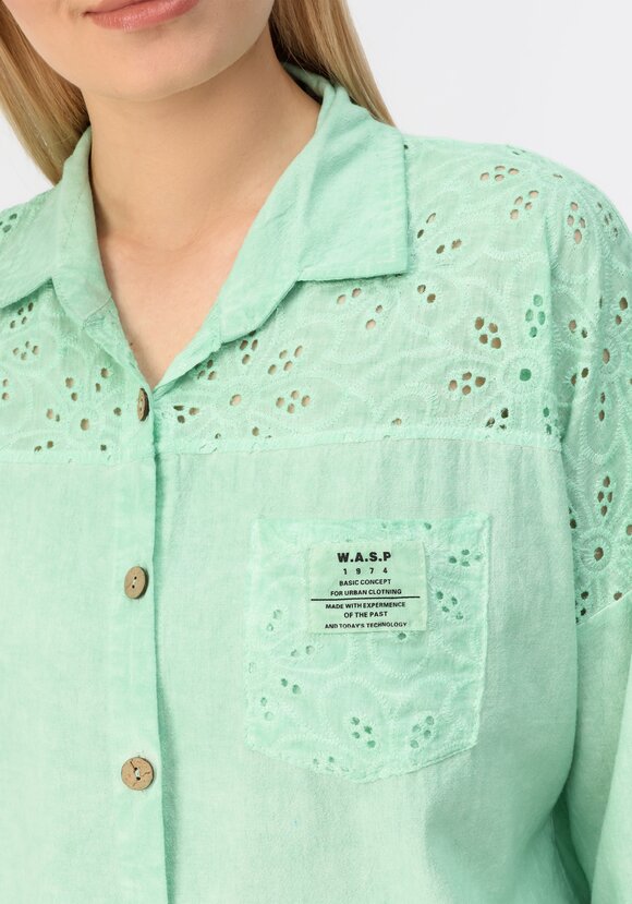 Рубашка с отложным воротником шир.  580, рис. 10