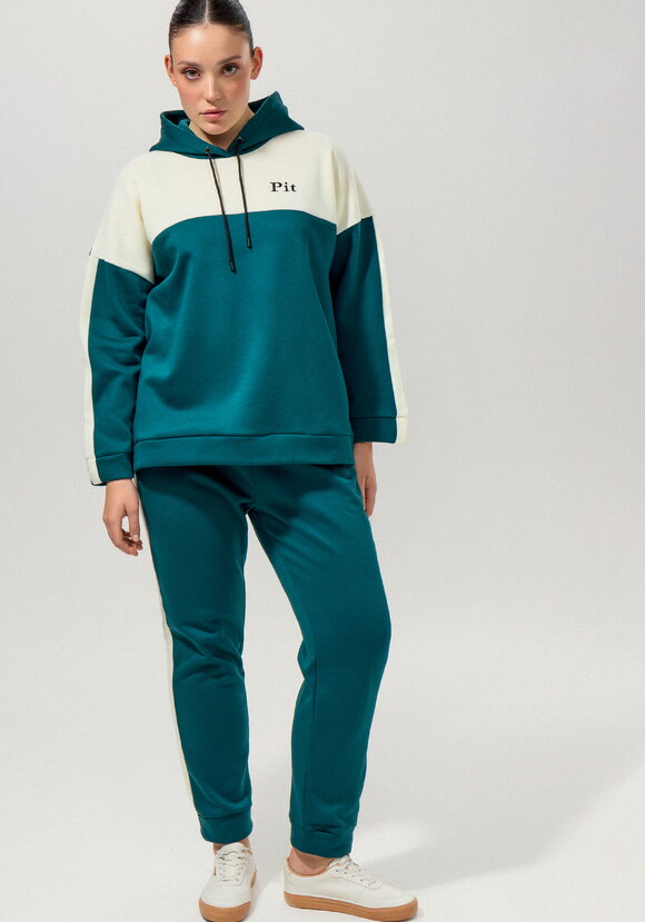 Костюм спортивный с комбинированной вставкой шир.  580, рис. 15