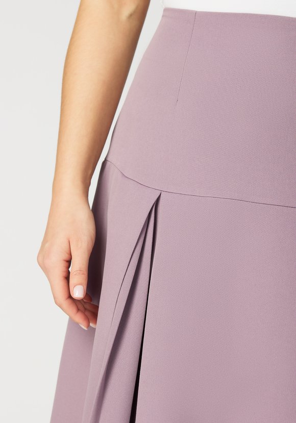 Юбка-трапеция со складками шир.  580, рис. 6