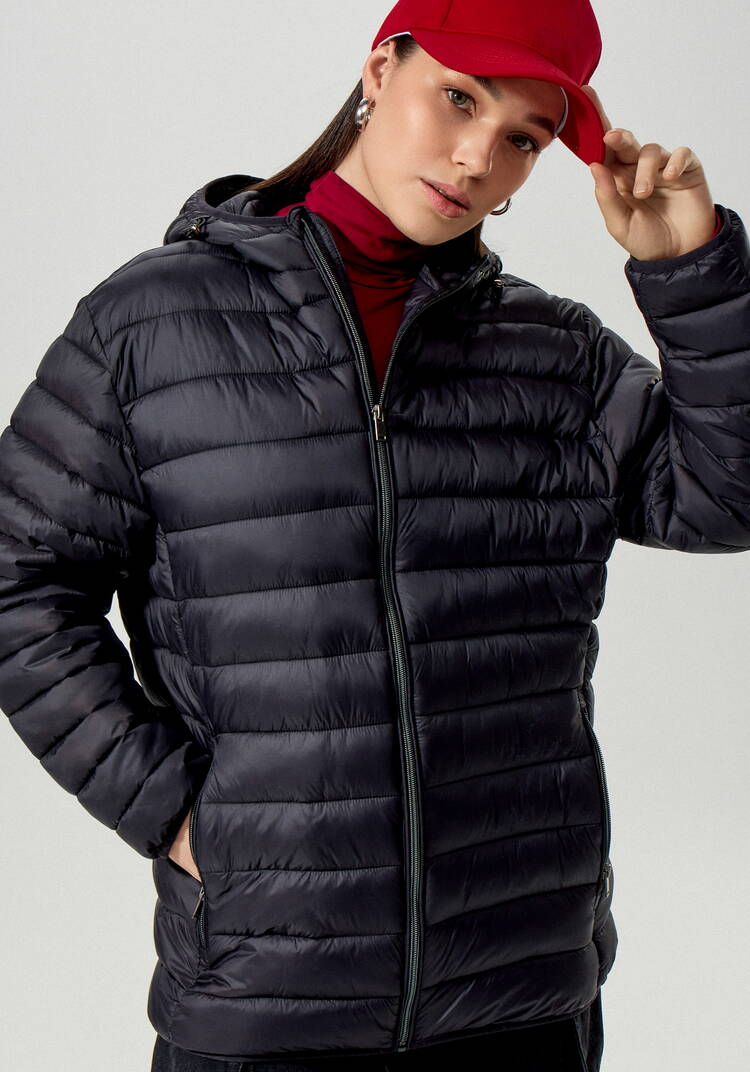 Куртка легкая стеганая с капюшоном шир.  750, рис. 25