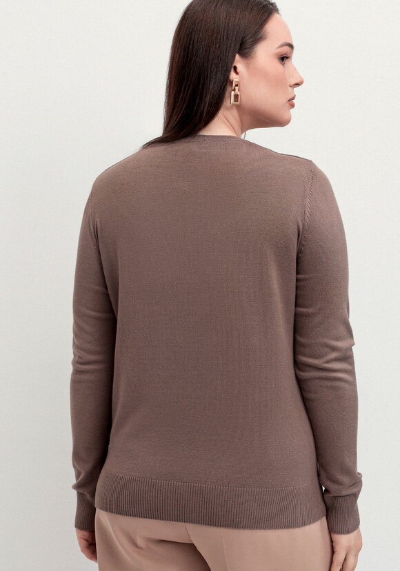 Джемпер с яркой абстрактной вышивкой шир.  580, рис. 3