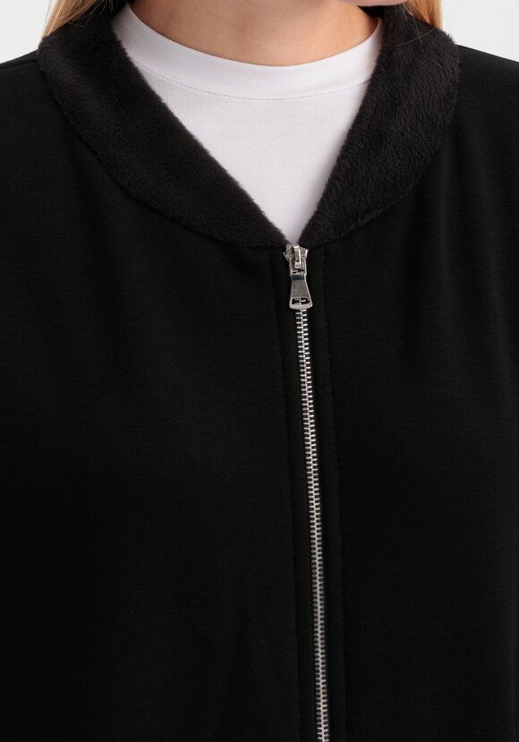 Кардиган Чудесный день шир.  580, рис. 17