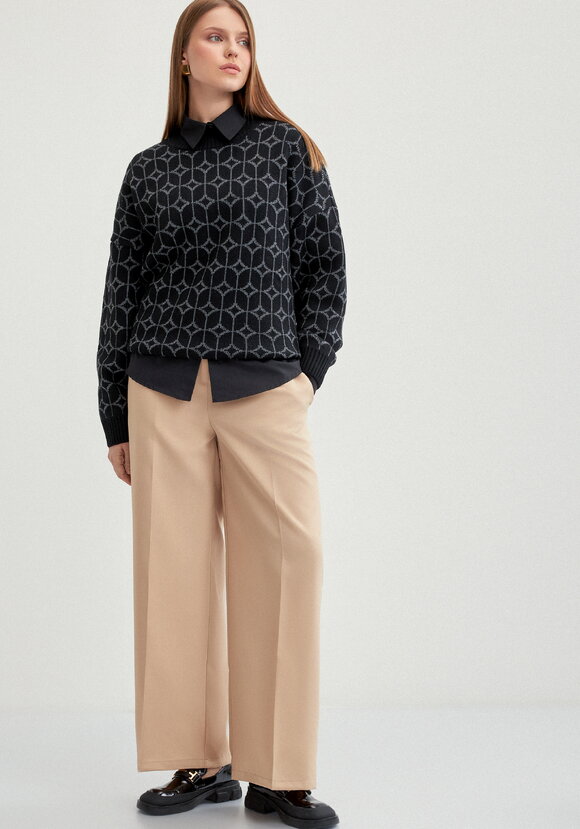 Брюки на эластичной ленте свободного кроя шир.  580, рис. 18