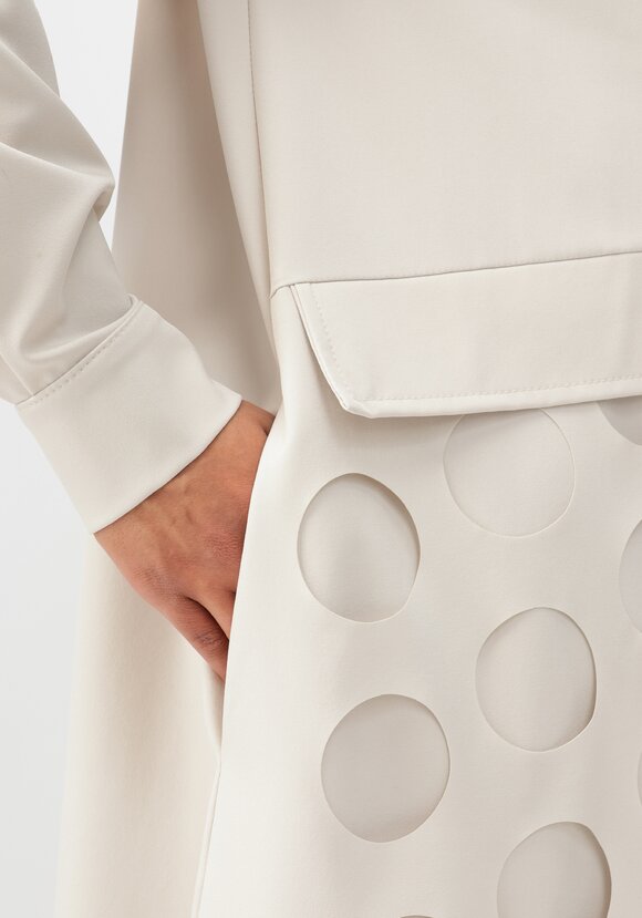 Платье-рубашка с перфорацией шир.  580, рис. 5