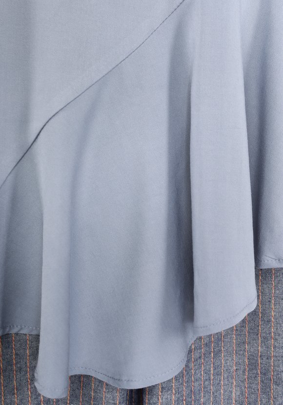 Блуза с асимметричным воланом шир.  580, рис. 4