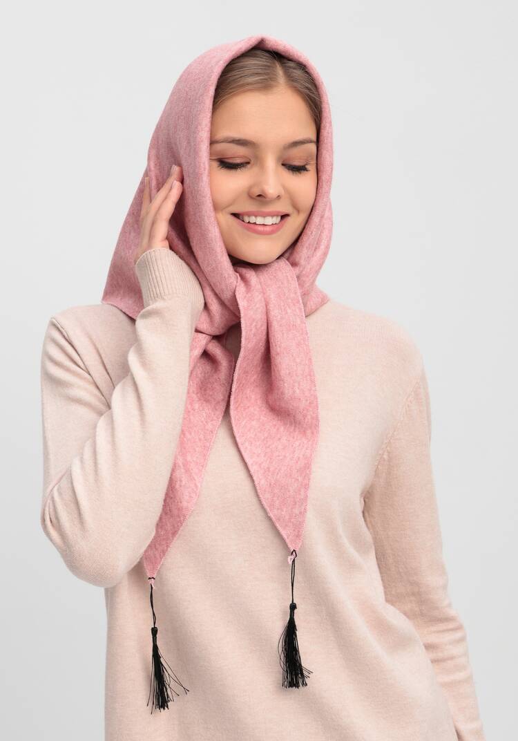 Косынка женская вязаная из ангоры шир.  750, рис. 12