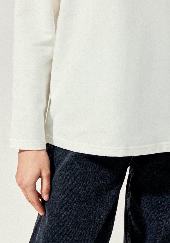 Лонгслив с нашивкой на спине шир.  580, рис. 6