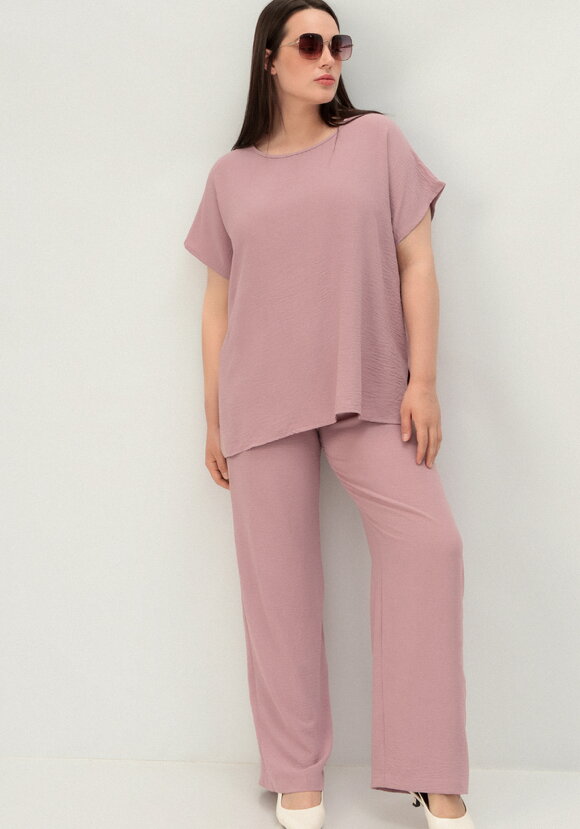 Брюки с карманами, свободного кроя шир.  580, рис. 22