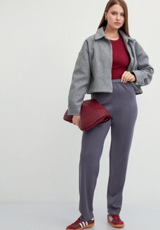 Брюки прямые зауженные книзу на резинке