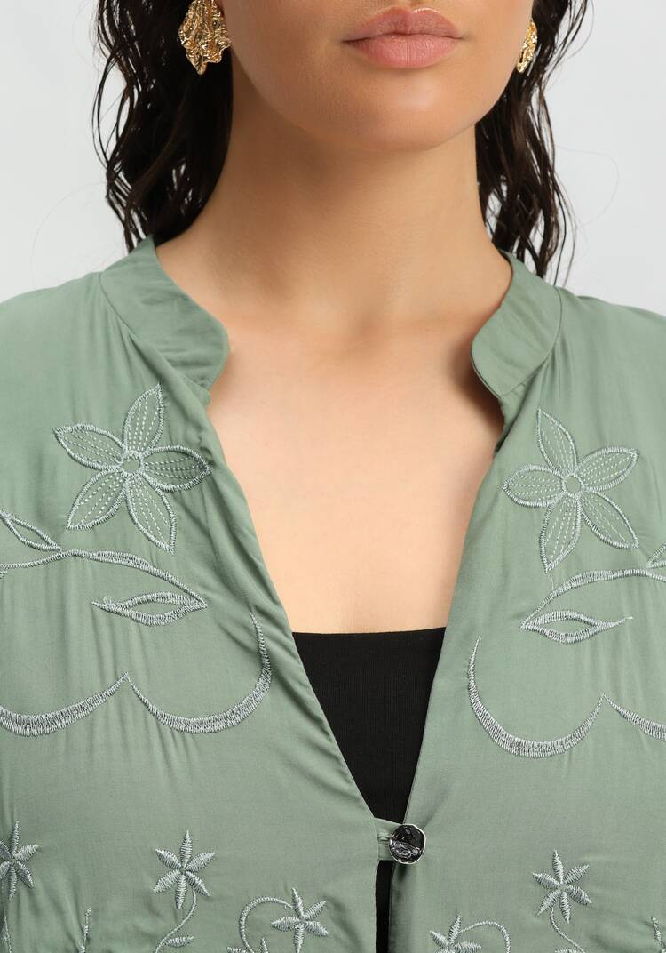 Рубашка удлиненная с вышивкой на кокетке шир.  750, рис. 16