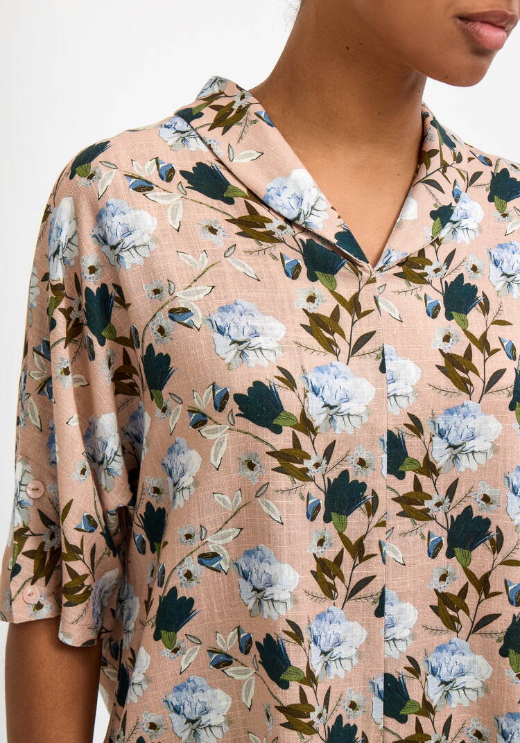 Блуза со спущенным плечом и с воротом шаль шир.  750, рис. 13