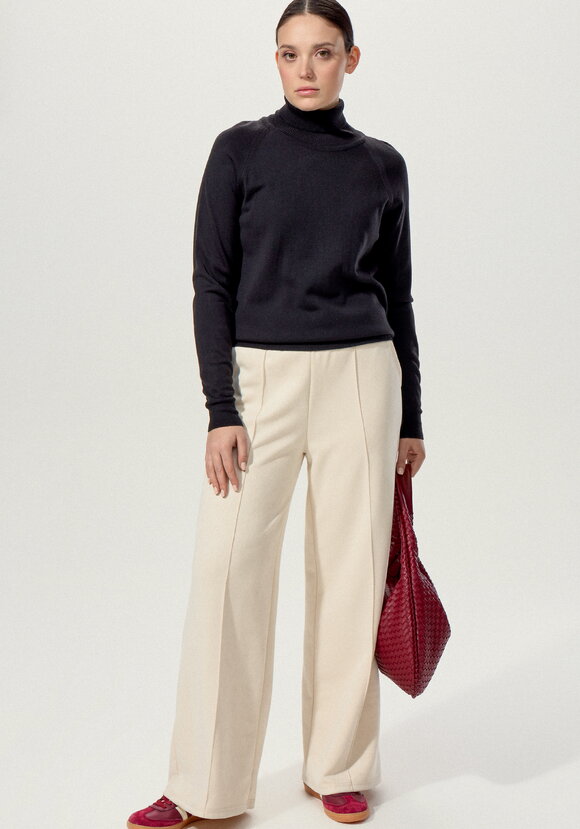 Джемпер с высоким воротником шир.  580, рис. 20