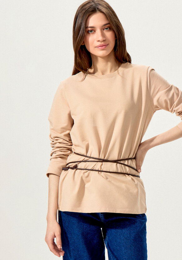 Лонгслив с нашивкой на спине шир.  580, рис. 18