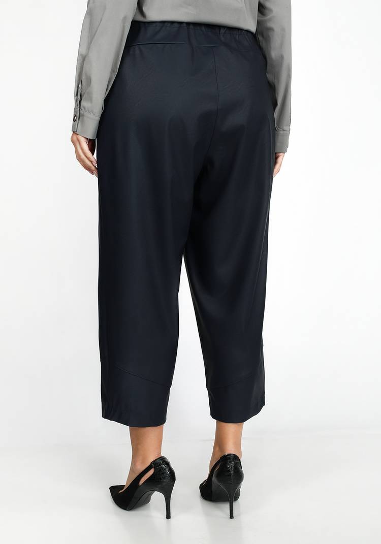 Брюки из экокожи на резинке шир.  750, рис. 3