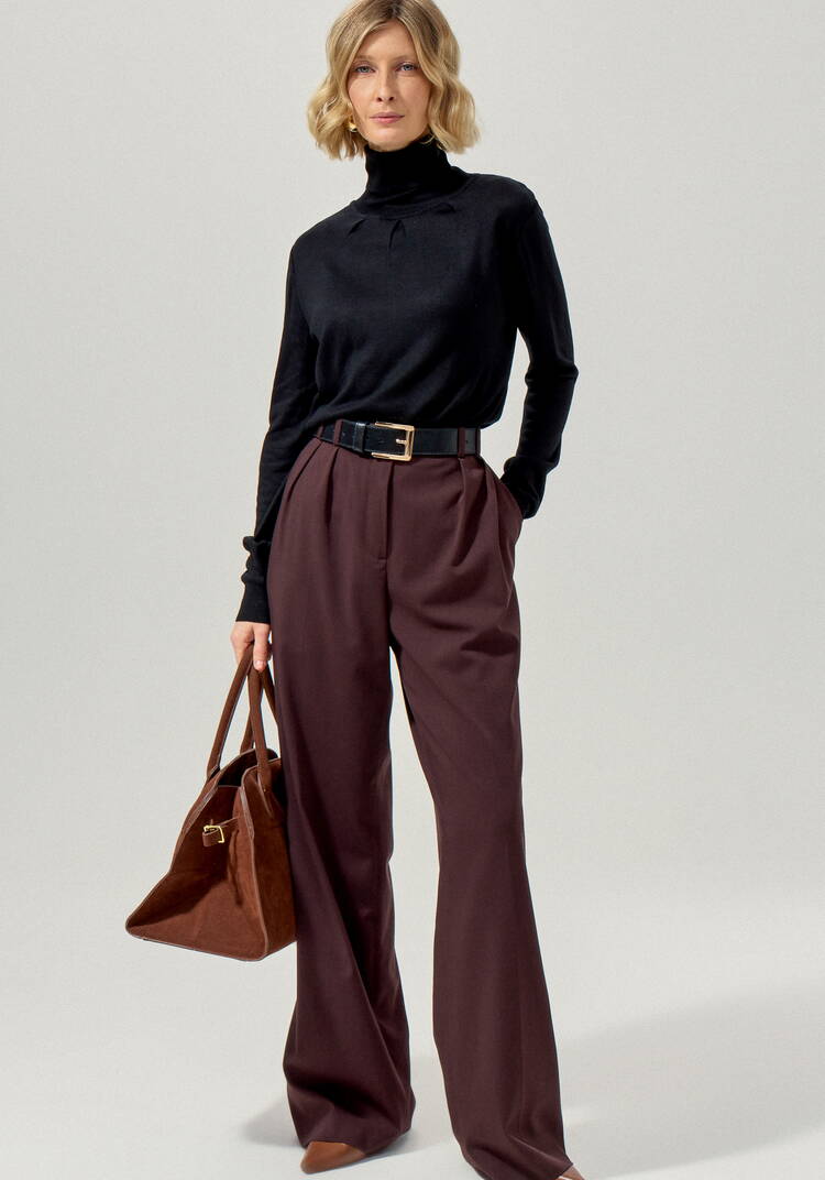 Водолазка с защипами у горловины шир.  750, рис. 33