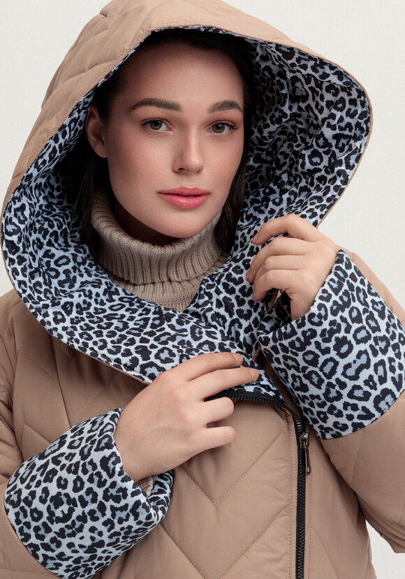 Куртка стеганая с анималистичным принтом шир.  580, рис. 16