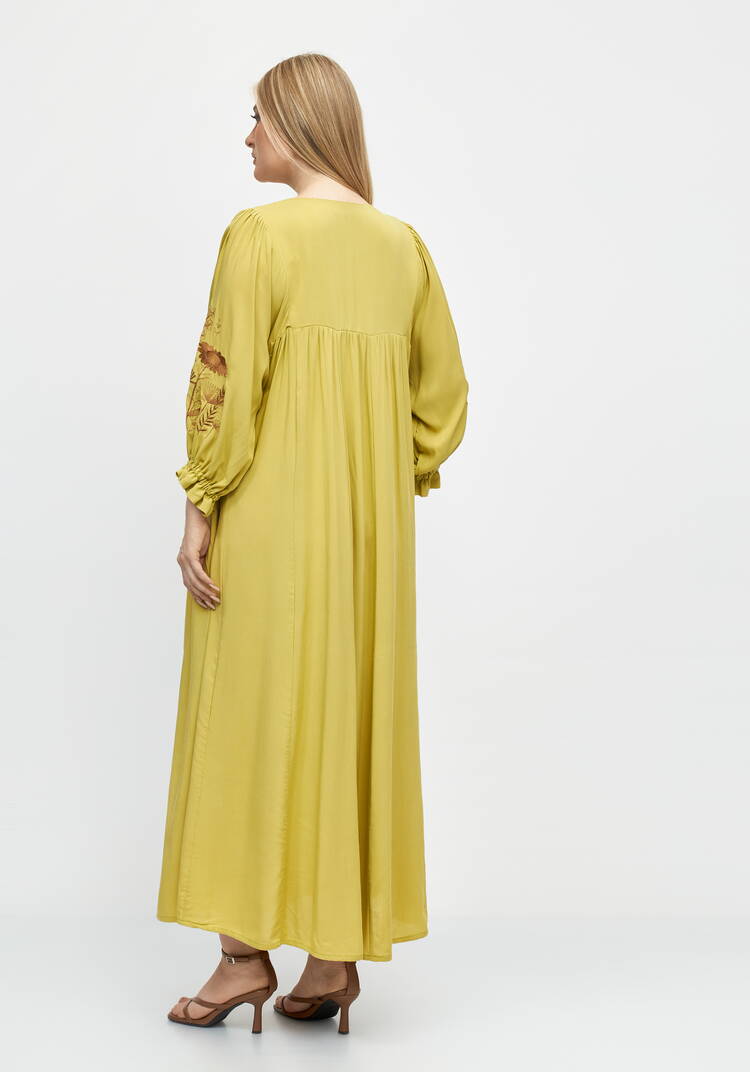 Платье свободного кроя с отрезным лифом шир.  750, рис. 3