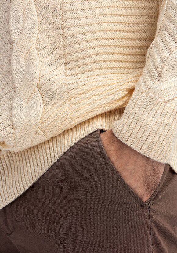 Джемпер мужской с фактурными косами шир.  580, рис. 19