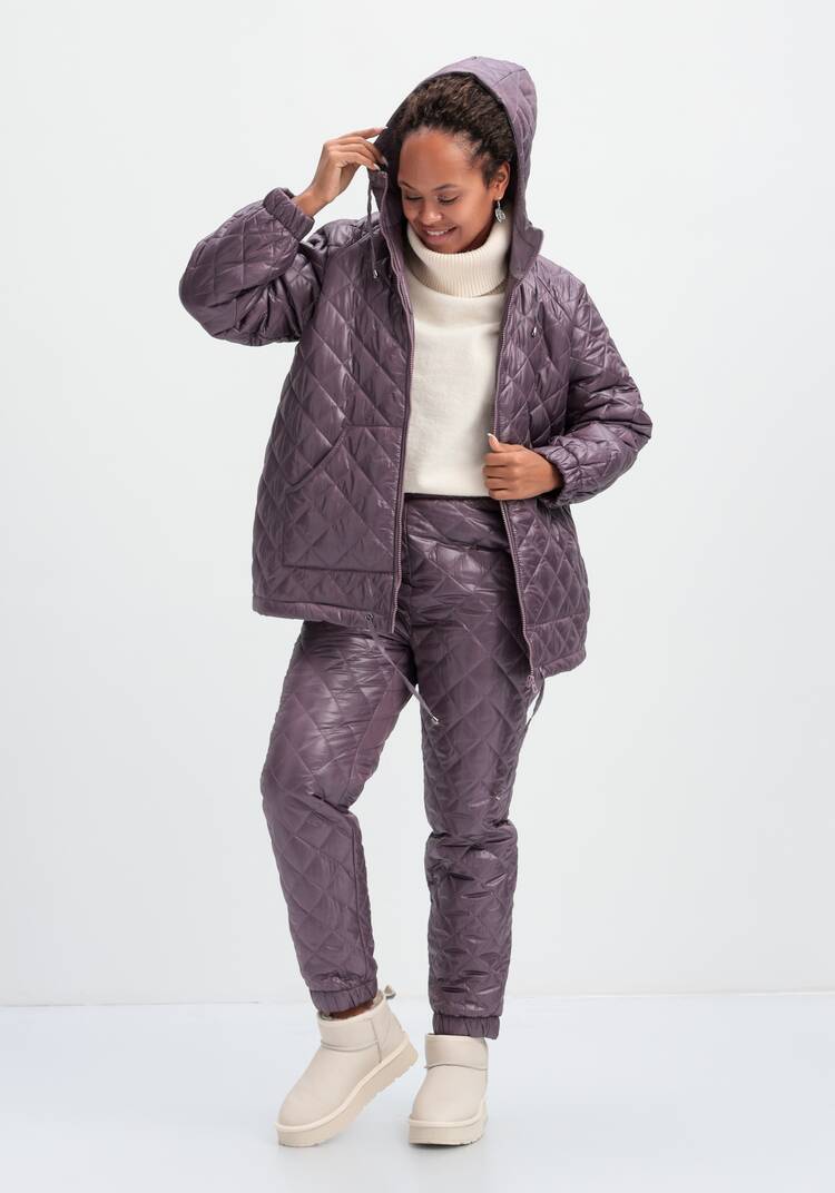 Куртка стёганая с капюшоном шир.  750, рис. 42