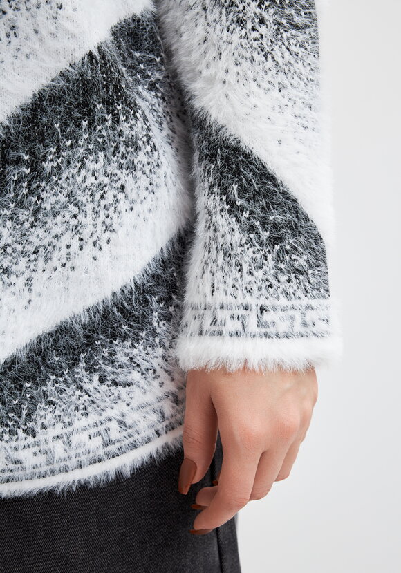 Туника с пушистым ворсом шир.  580, рис. 12