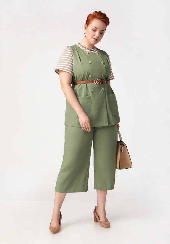 Жилет двубортный под пояс шир.  580, рис. 7